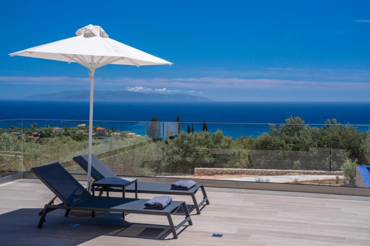 Villa Shades Of Blue Trapezaki  Exterior photo