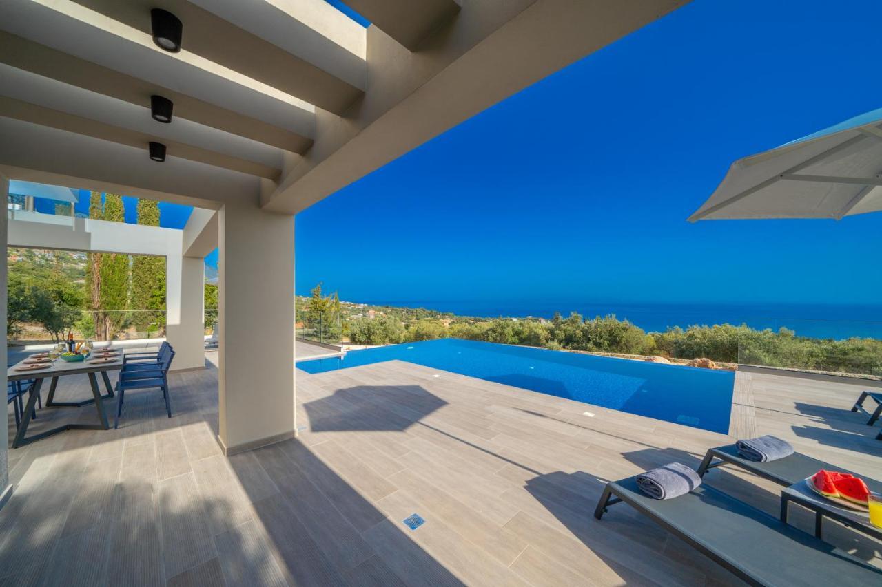 Villa Shades Of Blue Trapezaki  Exterior photo